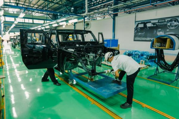 Proses perakitan BAIC BJ40 Plus Proses perakitan BAIC BJ40 Plus di pabrik milik PT HIM. (Foto: dok BAIC Indonesia)