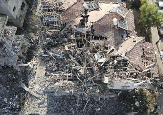 Iran Serang Israel 5 Ap (Foto: AP)