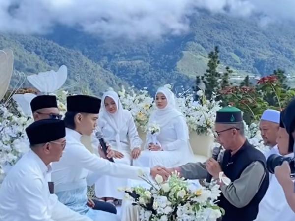 Pernikahan ini viral karena keindahan alamnya. (Foto: Instagram)