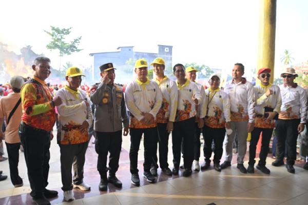 Bupati Rokan Hilir Festival Bakar Tongkang (Foto: dok Pemkab Rokan Hilir)