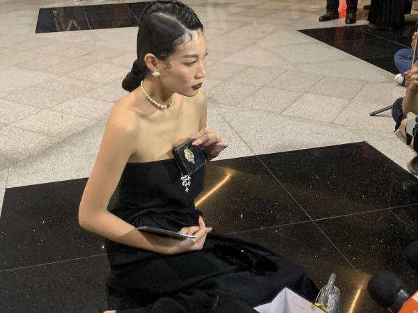 Terungkap! Isi Souvenir Ngunduh Mantu Al Ghazali-Alyssa Daguise Ada Emasnya