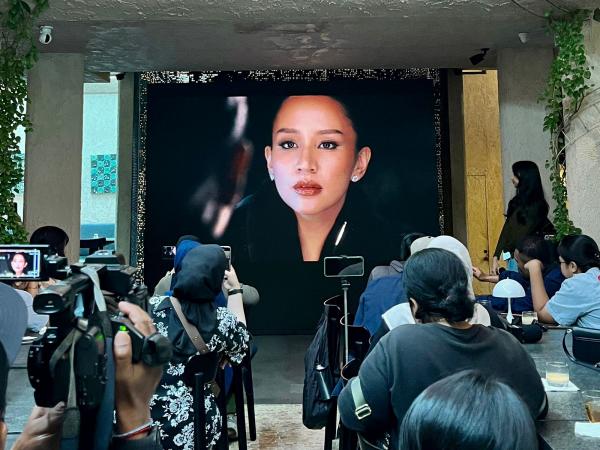 Angel Pieters rilis single baru Angel Pieters rilis single baru berjudul Cinta. (Foto: StarHits)