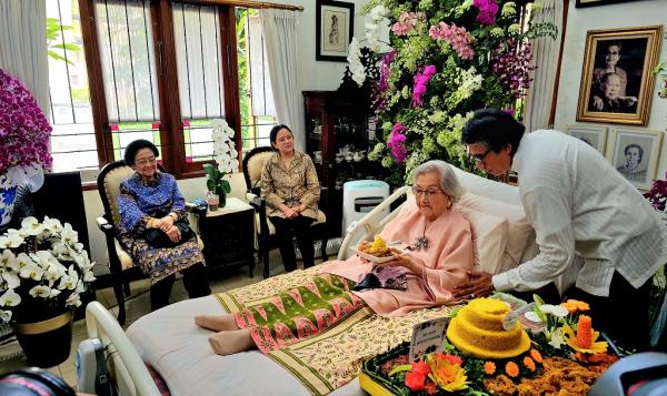 Istri Hoegeng Wafat di Usia 100 Tahun, Dimakamkan di Bogor Besok