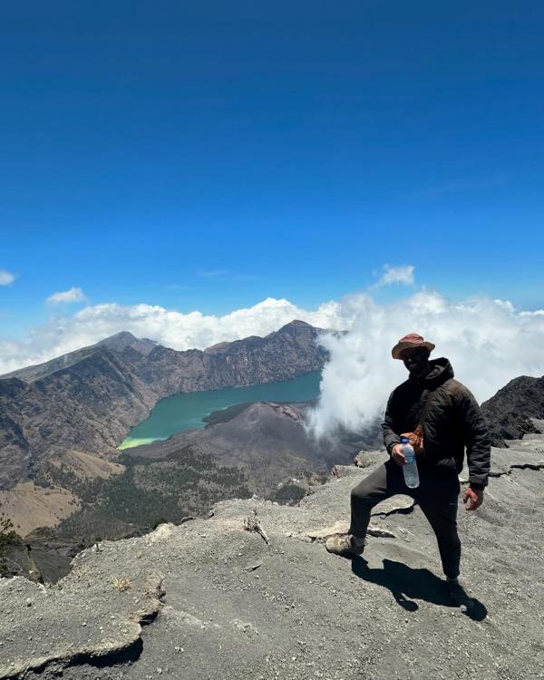 Pendaki Irlandia di Gunung Rinjani. (Foto: Instagram)