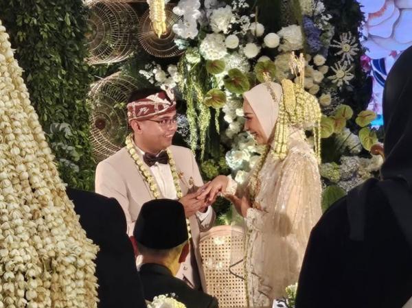 Maula Akbar dan Putri Karlina. (Foto: Instagram)