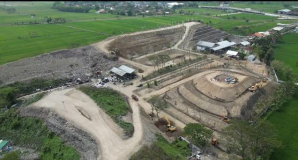 Mulai terlihat eksotik, Kawasan TPA Winongo yang sudah mulai nampak berubah bentuk pada proses pembuatan bukit hutan buah. (Foto: dok Pemkot Madiun)