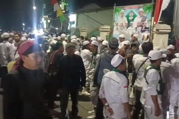 Terungkap! Ini Penyebab Bentrok Massa Pro dan Kontra Pengajian Habib Rizieq di Pemalang