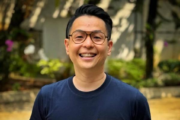 Viral Ernest Prakasa Pamit dari Medsos!