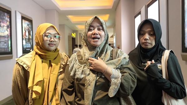 Penonton nobar film Lyora: Penantian Buah Hati di Cibinong City Mall. (Foto: Istimewa)