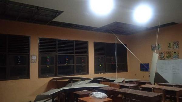 Rumah hingga Sekolah di Karawang Rusak Terdampak Gempa M4,7 Bekasi