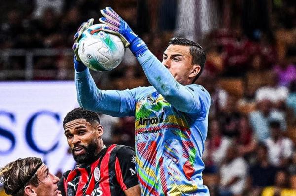 Emil Audero Emil Audero tampil memukau saat membantu Cremonese menaklukkan AC Milan 2-1 pada pekan perdana Liga Italia 2025-2026 di San Siro, Minggu (24/8/2025) dini hari WIB. (Foto: IG @emil_audero)