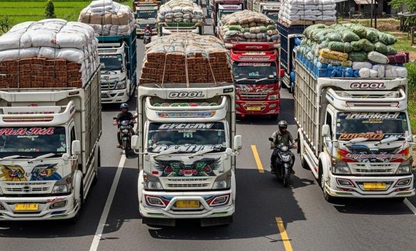 Tak Ada Toleransi, Tahun Depan Truk Kelebihan Dimensi Bakal Langsung Dipotong