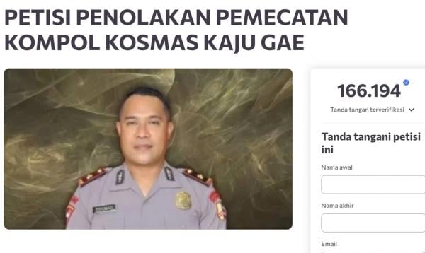 Petisi penolakan pemecatan Kompol Cosmas Kaju Gae. (Foto: screen capture)