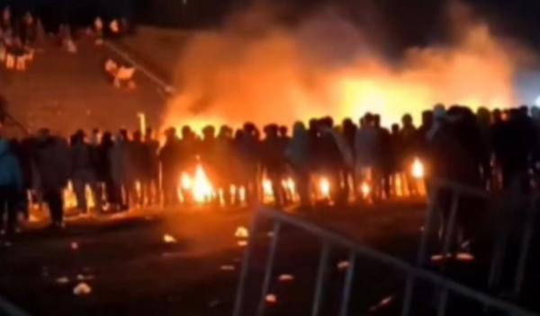 Turnamen Voli di Pacitan Ricuh, Penonton Ngamuk Bakar Fasilitas Stadion