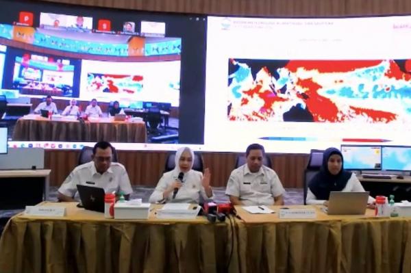 Potensi Cuaca Ekstrem, BMKG Gelar Operasi Modifikasi Cuaca di Jateng dan Jatim