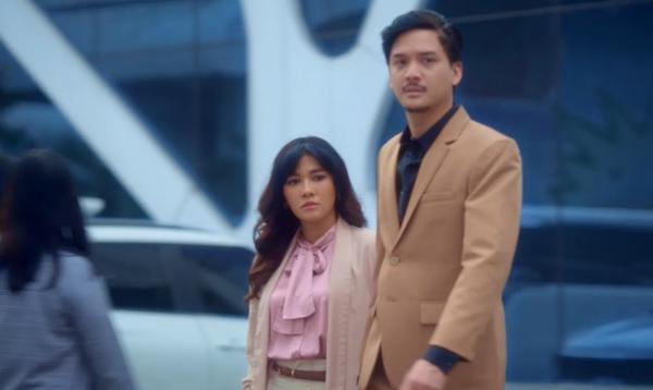 Baskara Mahendra Terciduk Liburan Bareng Selingkuhan di Eps 5 Series Catatan Hati Seorang Istri VISION+