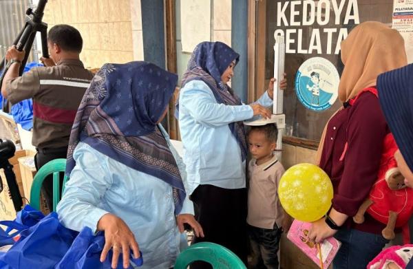 MNC Vision Berupaya Perangi Stunting Lewat Program CSR di Kedoya Selatan
