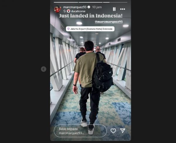 Marc Marquez mengunggah kedatangannya ke Indonesia di Insta Story pribadinya, Senin (29/9/2025). (Foto: IG @marcmarquez93)