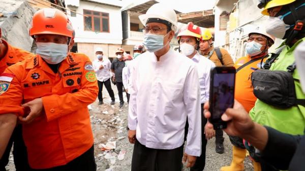 Respons Gus Ipul Setelah Menyaksikan Proses Evakuasi Korban Insiden di Ponpes Al Khoziny Sidoarjo