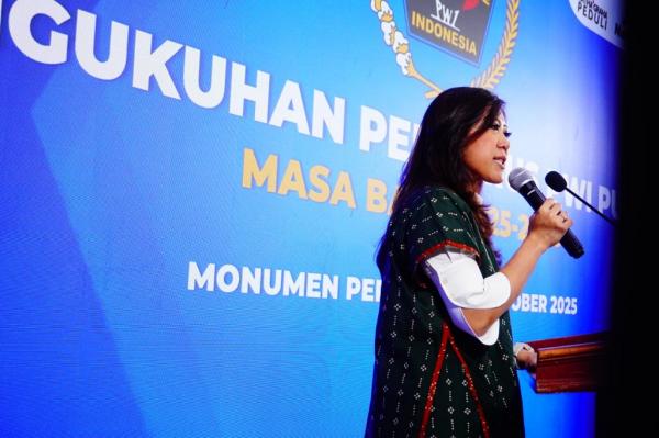Menkomdigi Meutya Hafid Menkomdigi Meutya Hafid menghadiri pengukuhan 134 pengurus PWI Pusat di Gedung Monumen Pers Nasional, Kota Surakarta, Jawa Tengah, Sabtu (4/10/2025). (Foto: PWI)