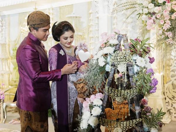 Kaesang Pangarep dan Erina Gudono Gelar Tedhak Siten Anak Pertama, Ini Potretnya