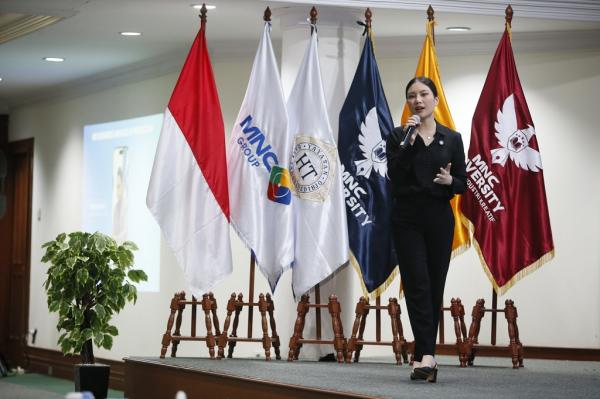 Angela Tanoesoedibjo Isi Kuliah Umum di MNC University, Ingatkan Mahasiswa Pentingnya Punya 5 Soft Skill