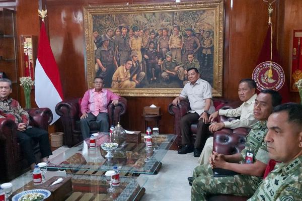 Menhan Sjafrie Bertemu Elite PKS, Bahas Apa?