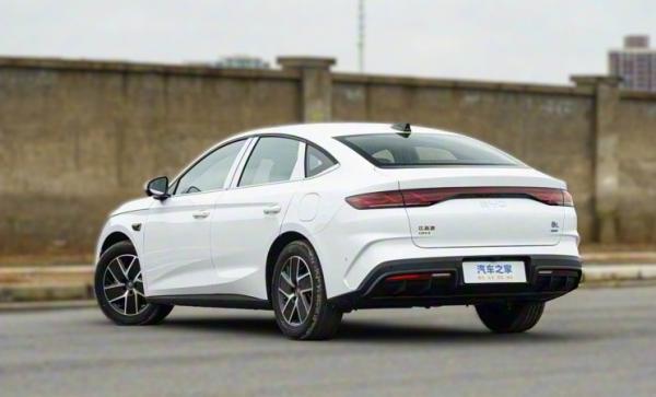 BYD Qin L DM I PHEV