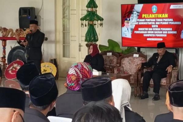 Momen Bupati Ponorogo Mutasi 138 Pejabat sebelum OTT KPK: Tidak Pakai Uang untuk Jabatan
