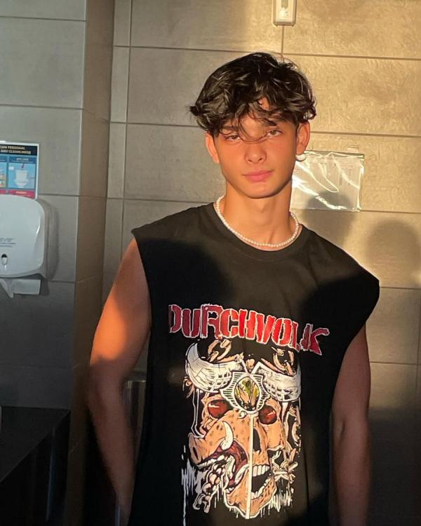 Aktor muda Tristan Molina yang diisukan pacar brondong Olla Ramlan. (Foto: Instgaram)