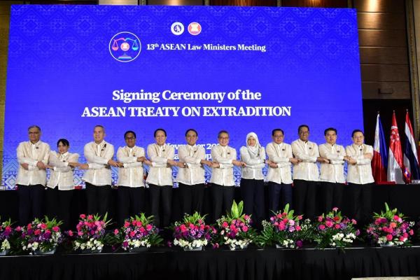 Menkum Supratman 1 Menkum Supratman Andi Agtas menghadiri ALAWMM ke-13 di Manila, Filipina. (Foto: Dok. Kemenkum)