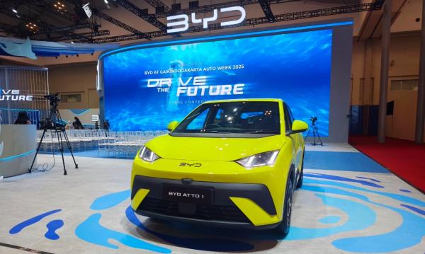 BYD akan mengeluarkan mobil hybrid untuk menjangkau pasar lebih luas. (Foto: Dani M Dahwilani)