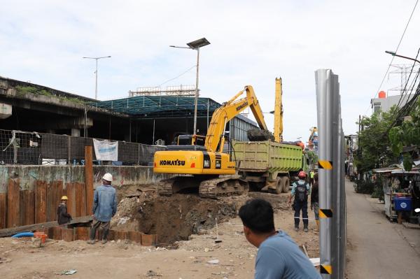 Kecewa Jalan Ditutup dan Tak Diberi Solusi, Warga Penjaringan Bakal Geruduk Kantor CMNP!