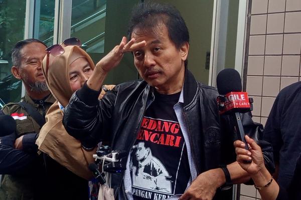 Jokowi Lulus UGM 5 Tahun, Roy Suryo: Tak Mungkin dengan IPK 2,5