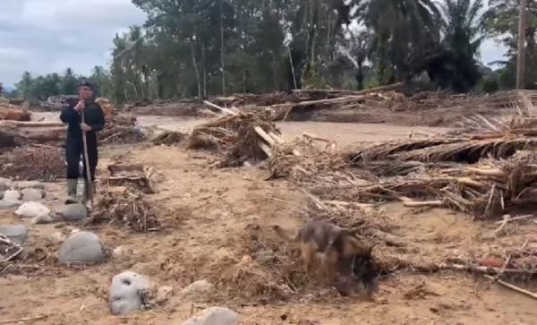 Polda Sumut Kerahkan Anjing K-9 untuk Cari Korban Banjir dan Longsor di Tapteng-Sibolga