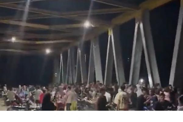 Heboh Lumba-lumba Muncul di Sungai Rokan Hulu Riau, Warga Kaitkan Mitos Ini