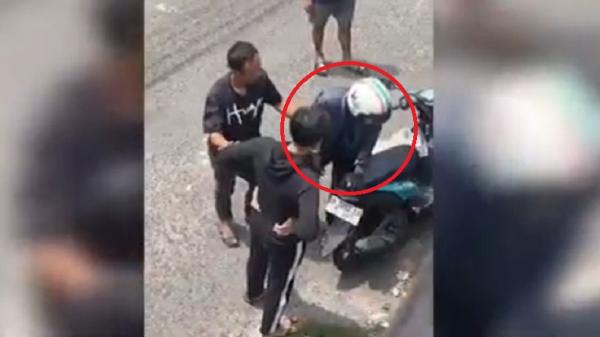 Viral! Gegara Senggolan Motor, Kurir Paket di Parepare Dianiaya Pengendara Lain