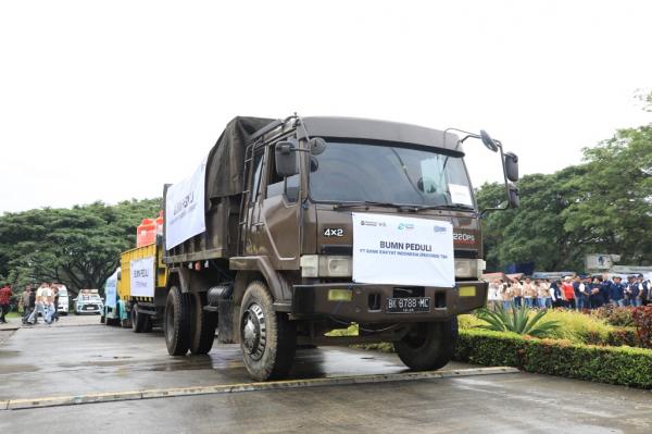 Truk pengangkut bantuan bencana yang dilepas Danantara dan BP BUMN ke Aceh. (Foto: Istimewa)