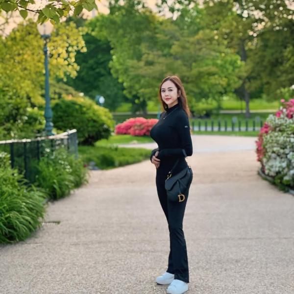 Aura Kasih saat liburan di Washington, Amerika Serikat. (Foto: Instagram)