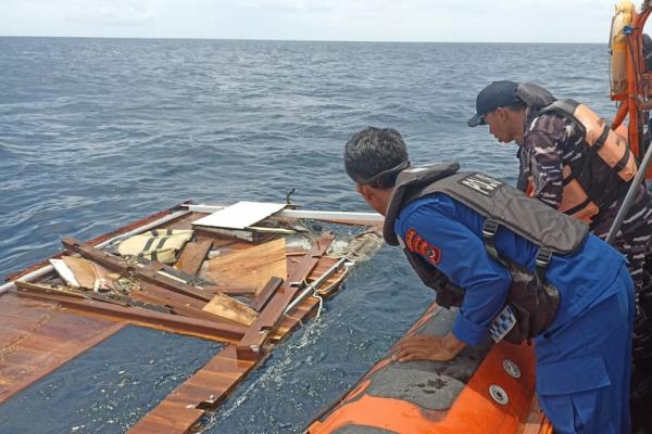 Kronologi Kapal Wisata Bawa Turis Spanyol Tenggelam di Labuan Bajo, Bermula Mati Mesin