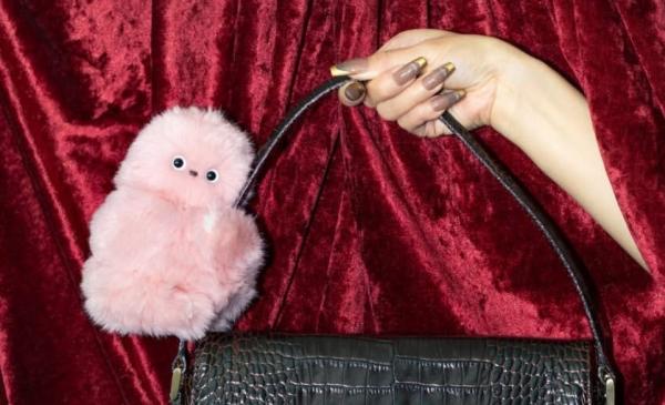 Bisa Gerak Sendiri, Intip Kecanggihan Boneka Robot Mirumi Saingan Labubu