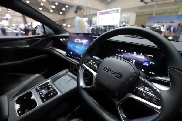 Interior BYD saat pameran otomotif GJAW 2025. (Foto: dok BYD)
