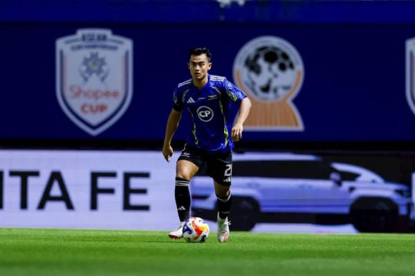 Bek kiri Bangkok United, Pratama Arhan. (Foto: IG @pratamaarhan8)