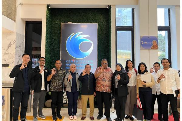 Perwakilan PSSI dan I.League memenuhi panggilan Kementerian HAM di Jakarta, Rabu (21/1/2026). (Foto: I.League)