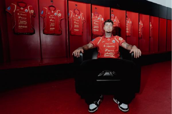 Shayne Pattynama Beri Kabar Baik untuk Persija jelang Debut Lawan Persita