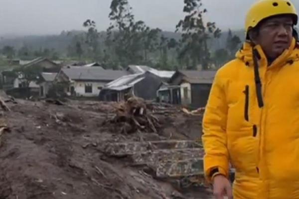 Banjir Bandang Pemalang Terjang Puluhan Rumah, 1 Warga Tewas Terseret Arus