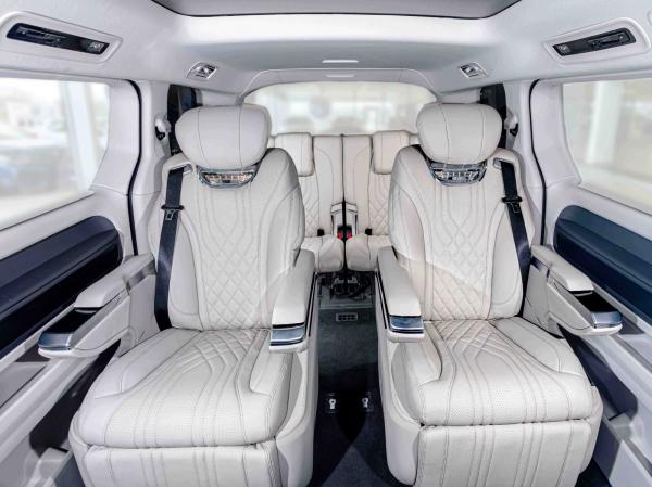 Interior Volkswagen ID. Buzz BOZZ White Signature Edition. (Foto: Istimewa)