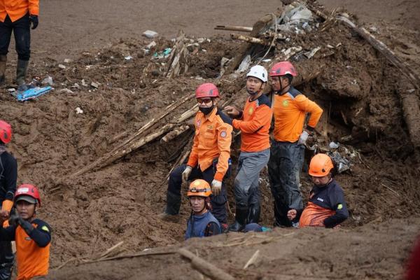 Apa Penyebab Longsor Cisarua Bandung Barat? Ini Penjelasan Pakar Geologi
