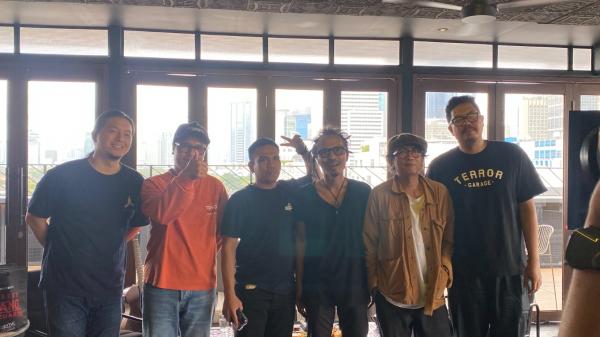 Ipang rilis album baru Ipang Lazuardi merilis album baru bertajuk Tumbuh. (Foto: Mei Sada Sirait)