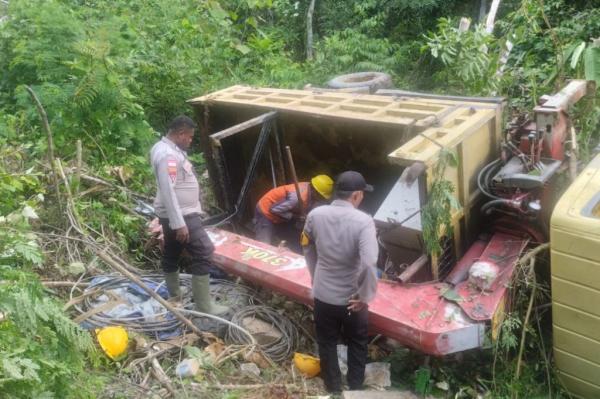 Kecelakaan Truk Masuk Jurang di Keerom, 1 Penumpang Tewas 5 Orang Luka